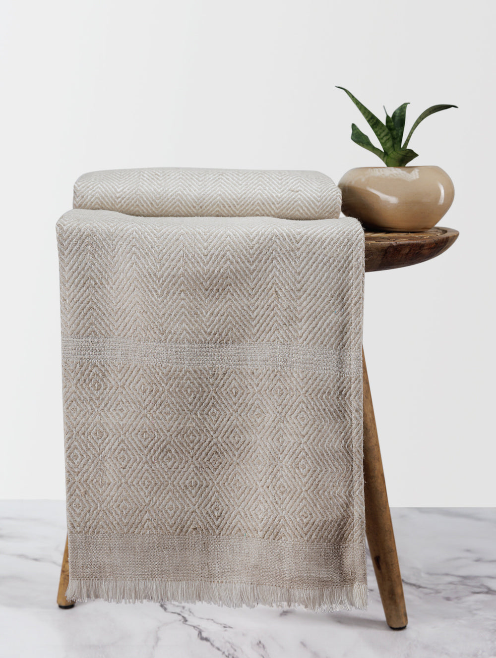 Sultan Ruby Cushion
