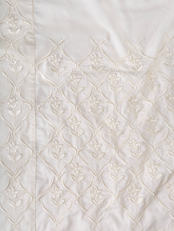 sumbal-embroidered-curtain-02